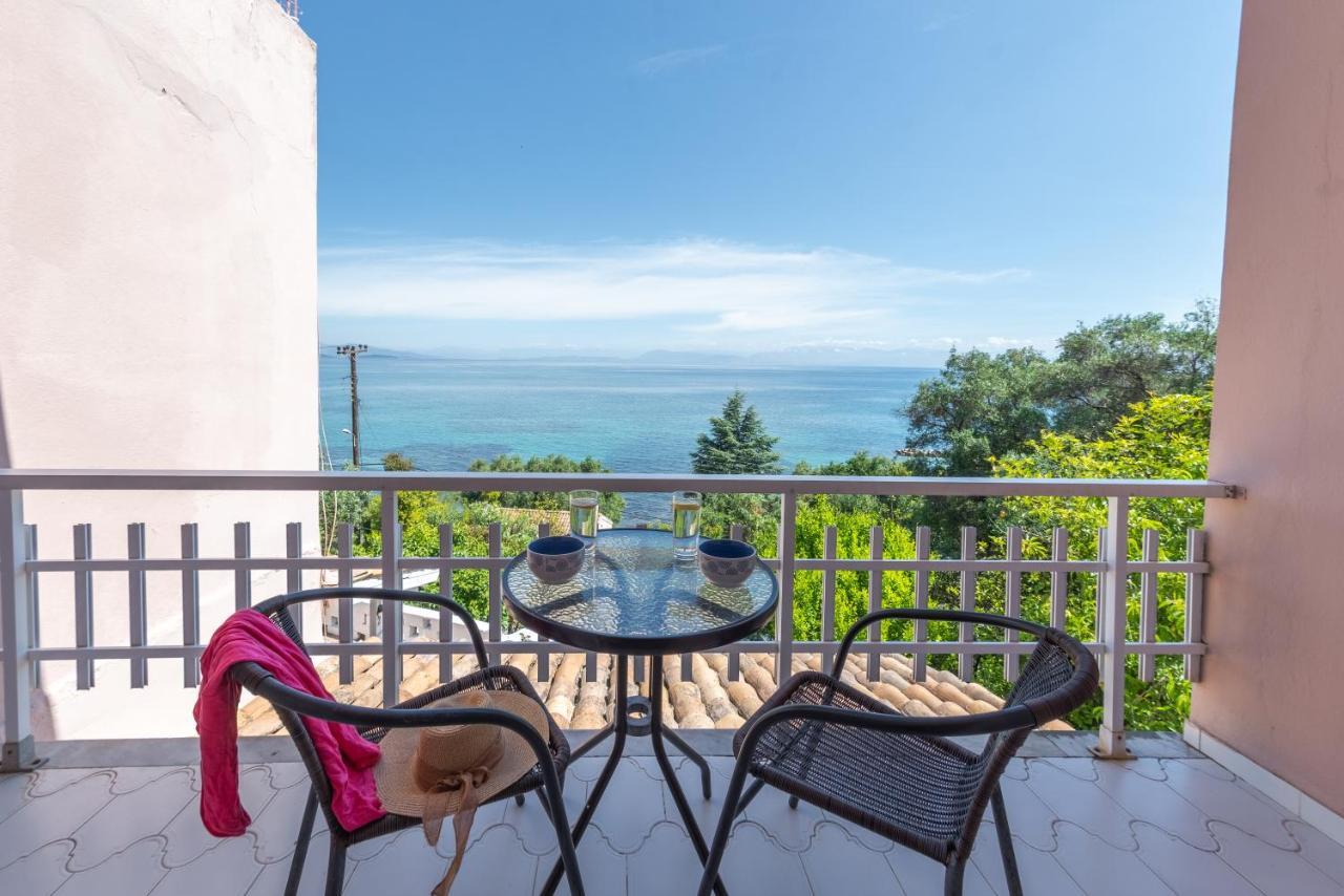 Eden Sea View Studios Месонги Экстерьер фото
