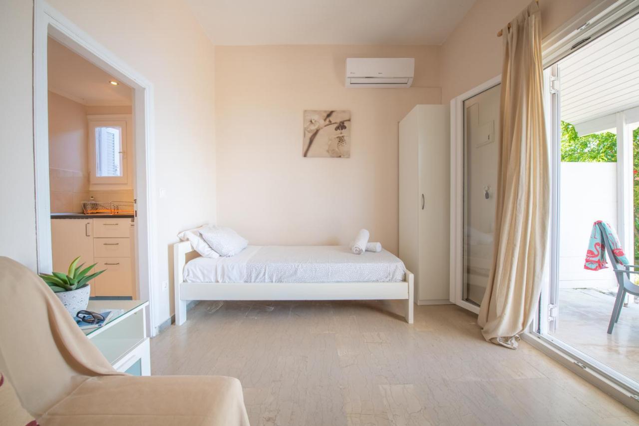 Eden Sea View Studios Месонги Экстерьер фото