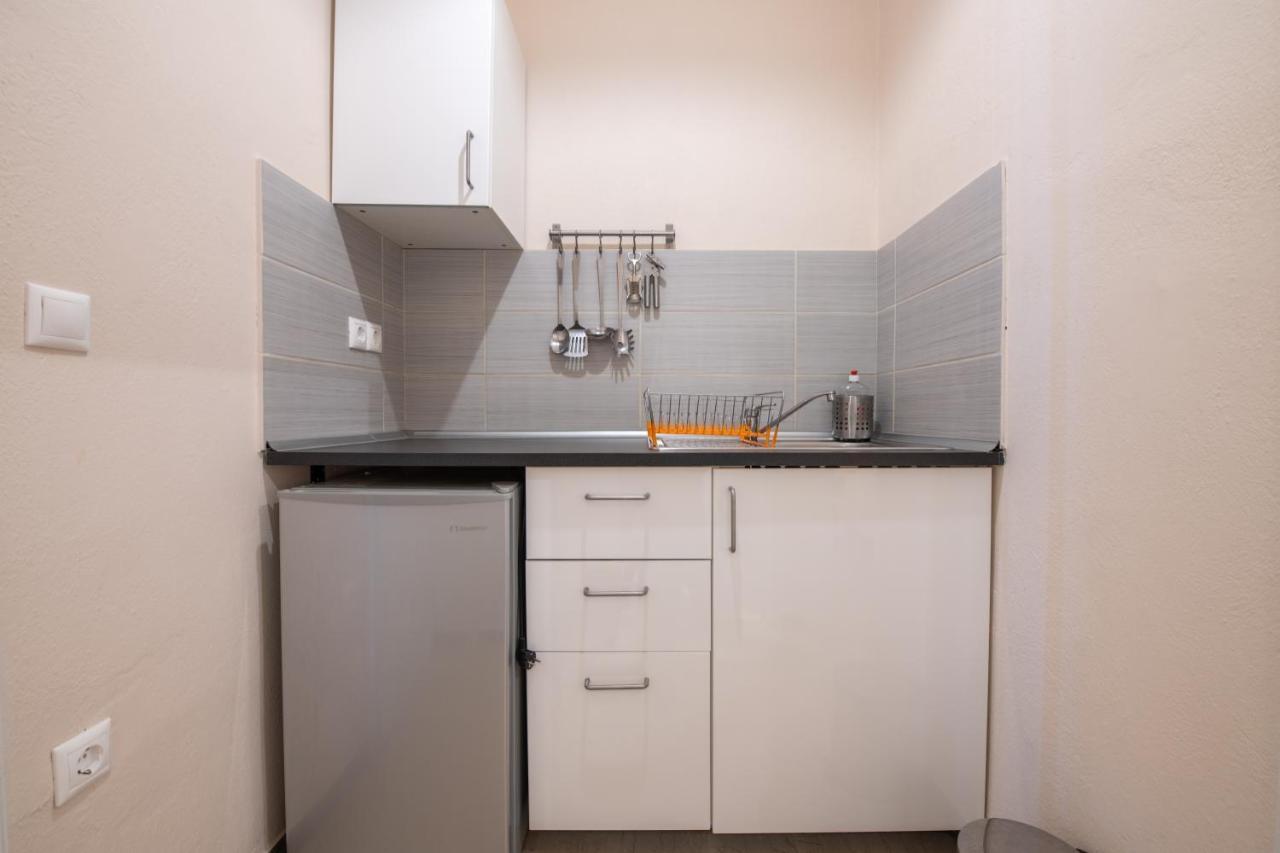 Eden Sea View Studios Месонги Экстерьер фото